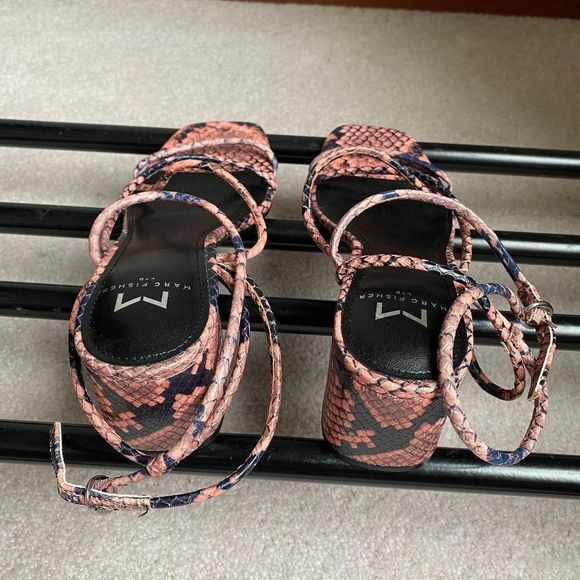 MARC FISHER Women Nakita Leather Sandals - NEW NWOB - Picture 5 of 9